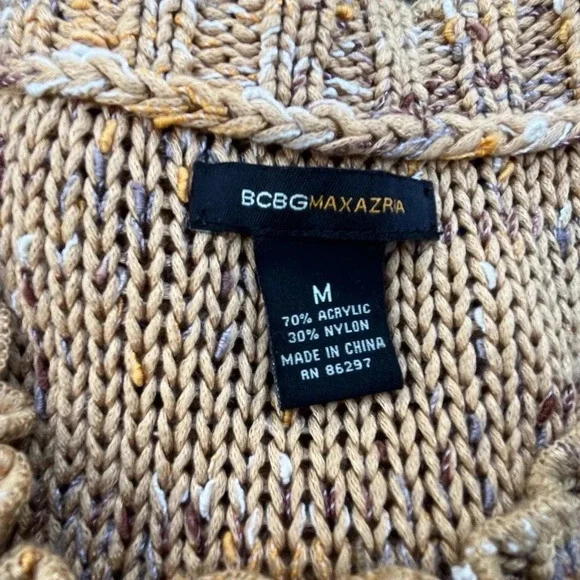Vintage Cardigan Sweater BCBG MaxAzria • Wood Buttons - Picture 2 of 7